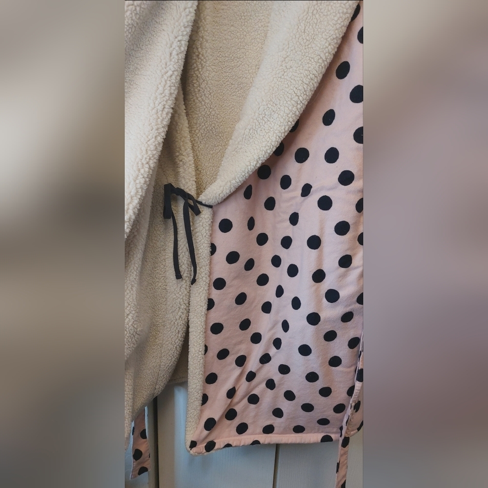 Boden Fuzzy Dressing Gown Robe Size Medium Polka-dot Pink Black Cozy Comfy Warm - Picture 3 of 13